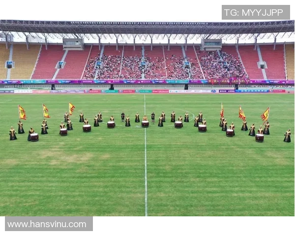 国内足球明星风采全景展示视频合集尽显球场魅力与激情瞬间 国内足球明星风采全景展示视频合集尽显球场魅力与激情瞬间