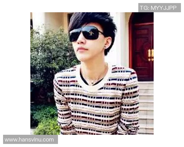 神仙头像与足球明星男生的完美结合展现青春活力与运动魅力 神仙头像与足球明星男生的完美结合展现青春活力与运动魅力